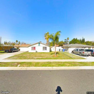 undefined x undefined Driveway in Pomona, California