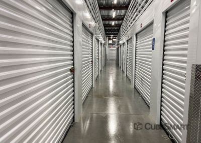 5 x 10 Storage Facility in Kissimmee, Florida