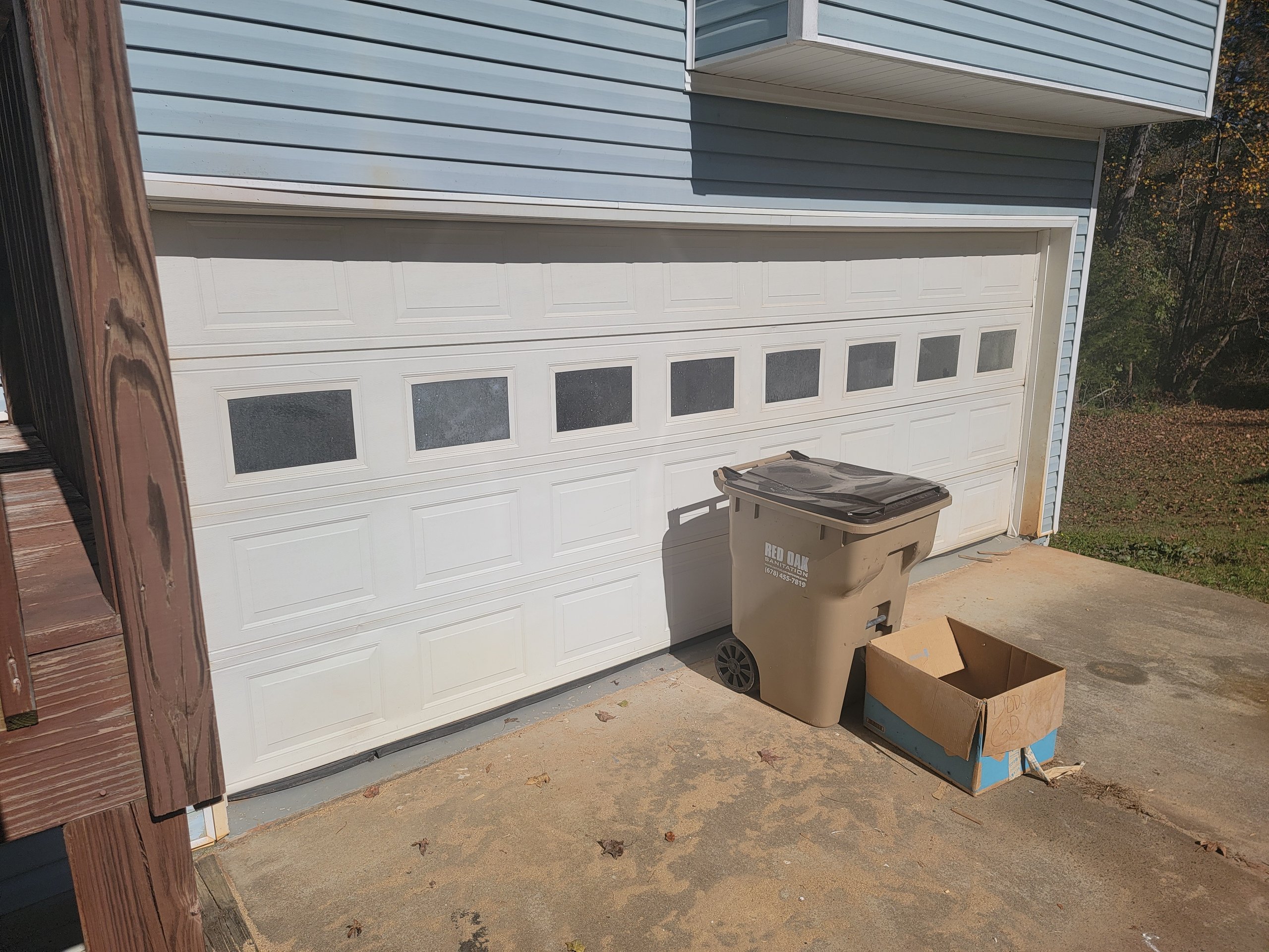 18x20 Garage self storage unit in Gainesville, GA