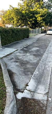 20x10 Street Parking self storage unit in Miami, FL