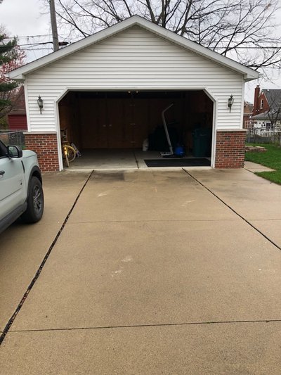 20 x 10 Garage in Dearborn, Michigan