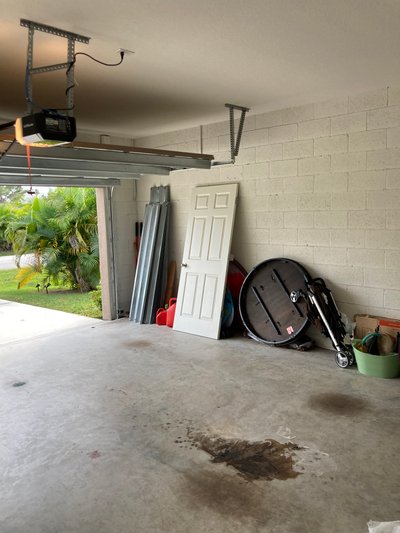Medium 10×20 Garage in Port St. Lucie, Florida