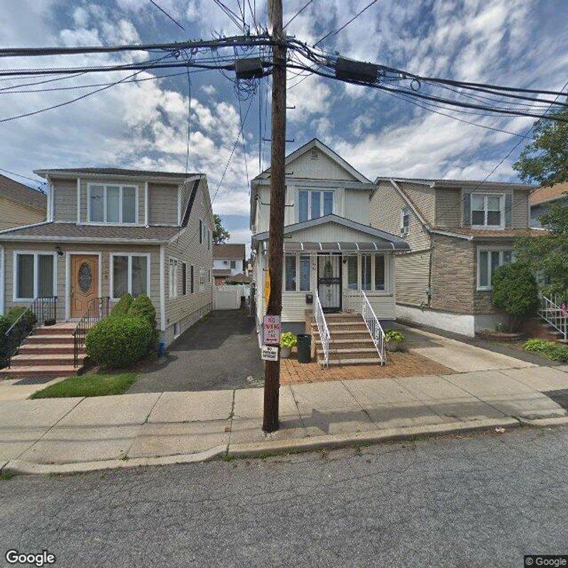 Driveway in Floral Park, New York 1