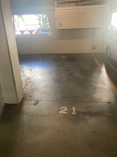 20x10 Parking Lot self storage unit in Los Angeles, CA