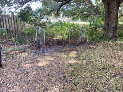 25 x 25 Unpaved Lot in Tampa, Florida