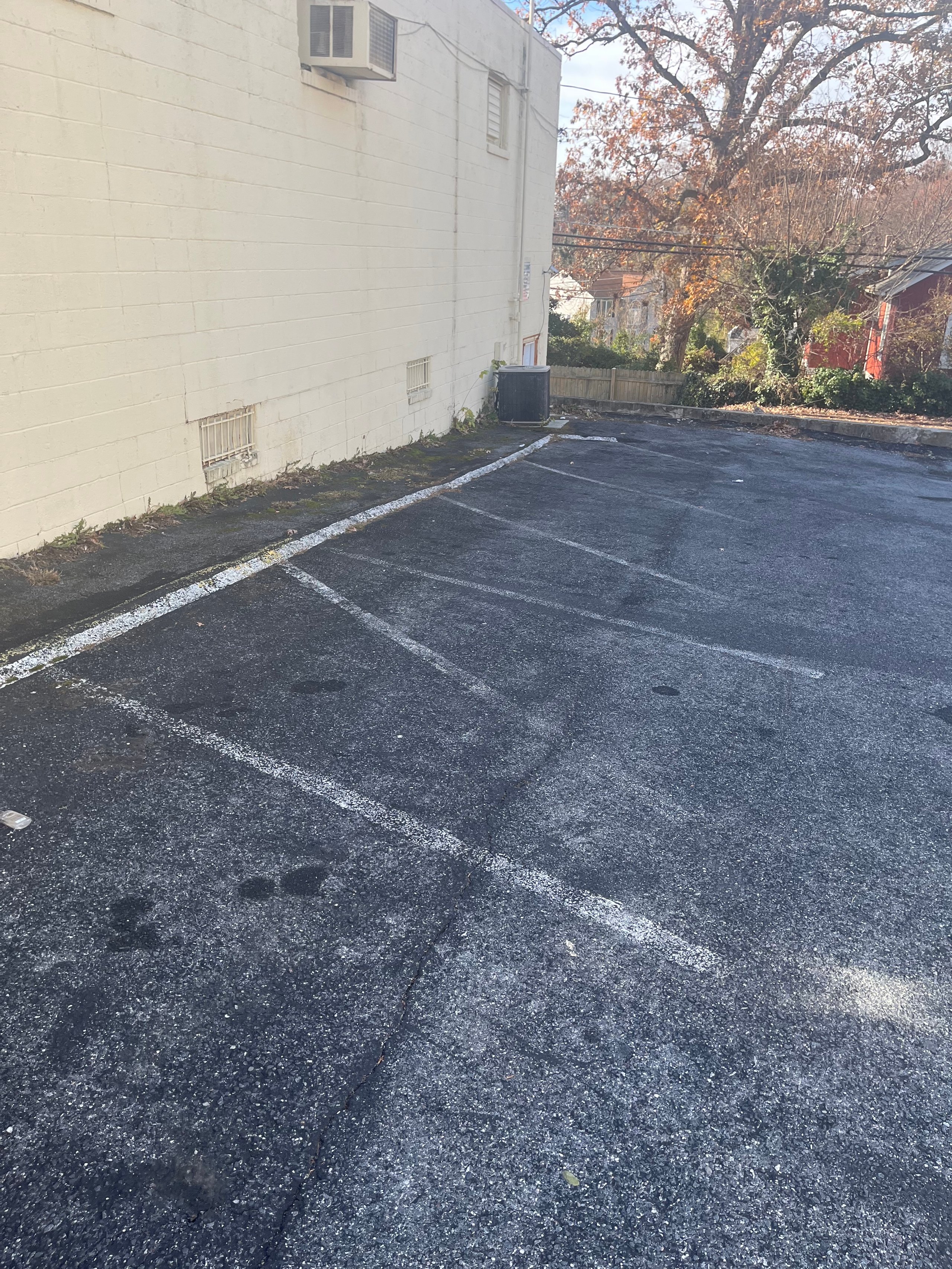 20x20 Parking Lot self storage unit in Baltimore, MD