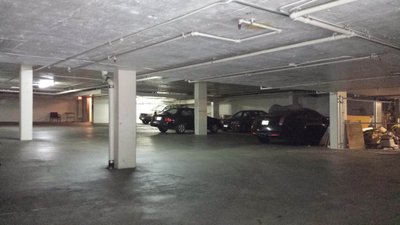 10 x 15 Parking Garage in Los Angeles, California