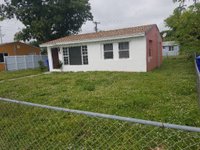 20 x 10 Garage in Hollywood, Florida