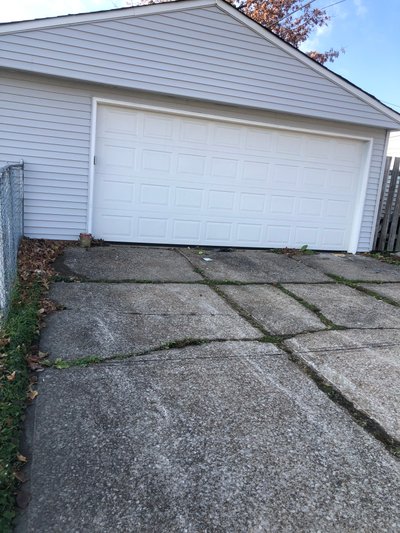 Small 10×20 Driveway in Cleveland, Ohio