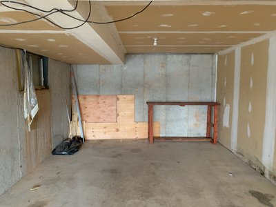 Medium 15×30 Garage in Evanston, Wyoming