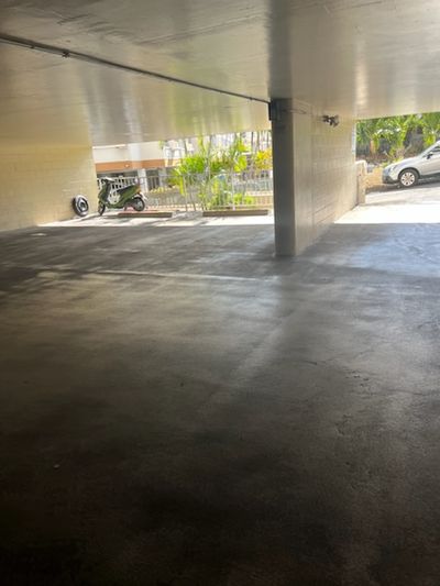 25 x 15 Parking Garage in Honolulu, Hawaii