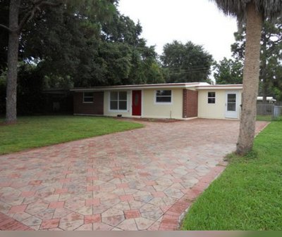 60 x 20 Driveway in Naples, Florida near [object Object]