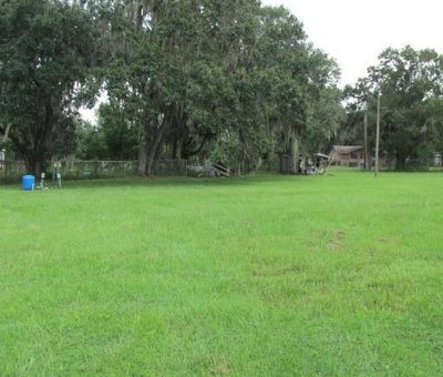 50 x 10 Lot in Plant City, Florida