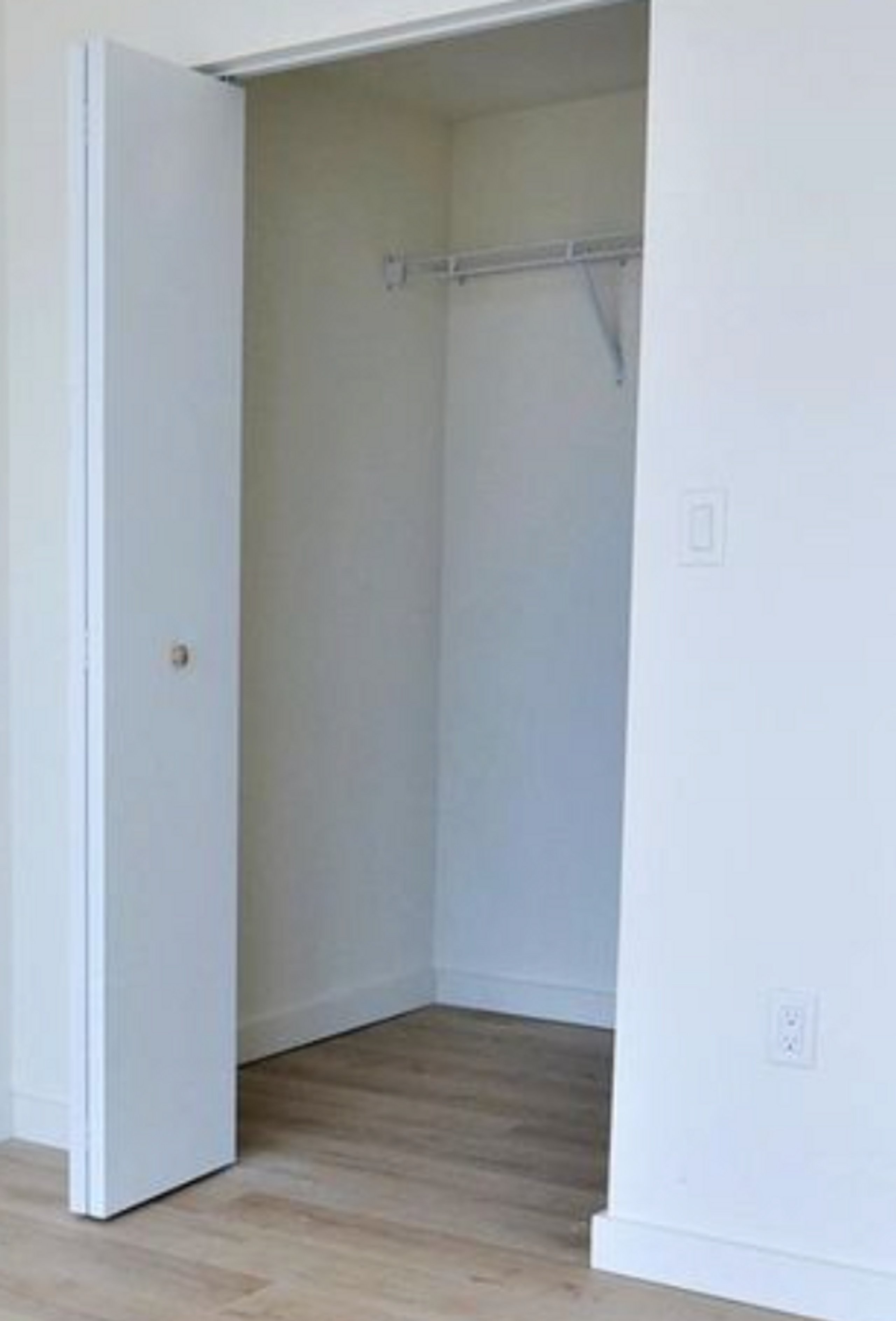 14x20 Bedroom self storage unit in Miami, FL