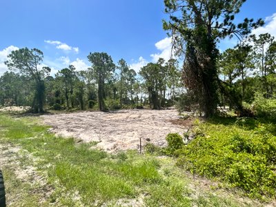 40 x 15 Unpaved Lot in Lehigh Acres, Florida near [object Object]