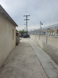 20 x 10 Driveway in San Bernardino, California