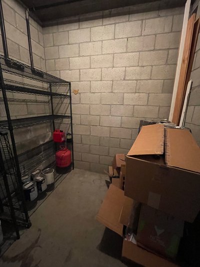 8 x 7 Self Storage Unit in Los Angeles, California