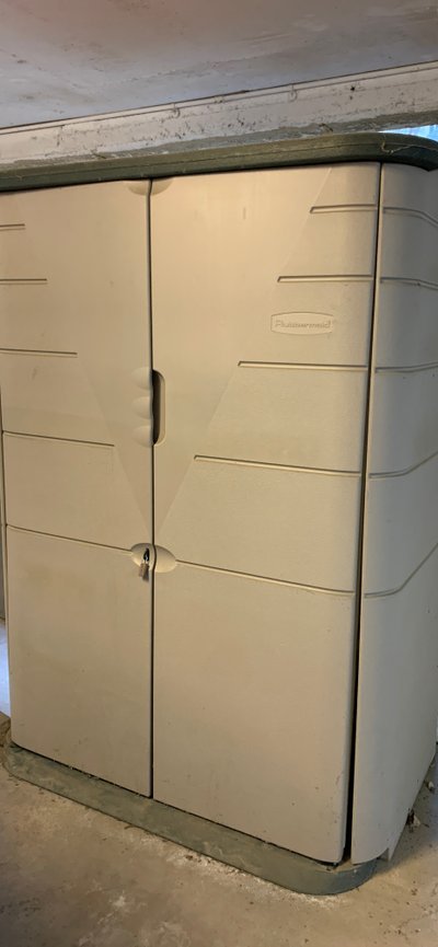 4 x 2 Self Storage Unit in Los Angeles, California