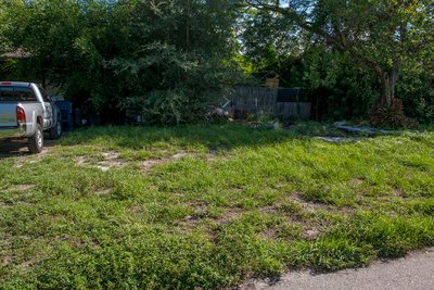 20×10 Unpaved Lot in Tampa, Florida