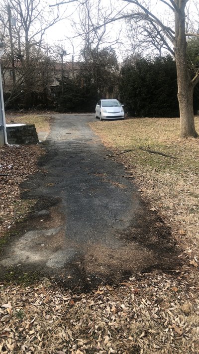 Small 5×80 Driveway in Wilmington, Delaware