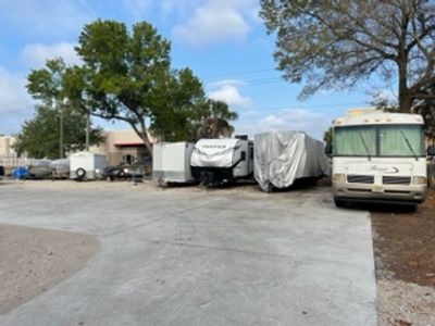20 x 10 Parking Lot in Bradenton, Florida