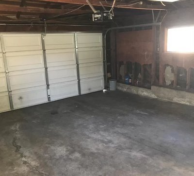 20 x 10 Garage in Bakersfield, California
