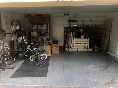 4 x 17 Garage in Coconut Creek, Florida