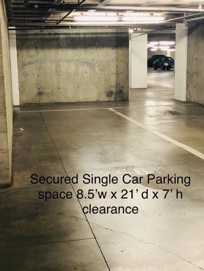21 x 9 Parking Garage in Santa Monica, California