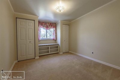 10 x 11 Bedroom in Shelby Township, Michigan