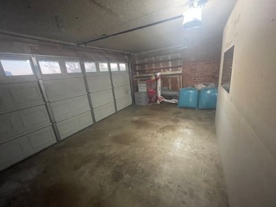 10 x 20 Garage in Santa Ana, California