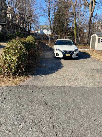 100 x 30 Driveway in Roselle, New Jersey