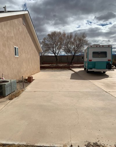 55 x 11 Driveway in Los Lunas, New Mexico