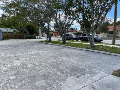10 x 10 Parking Lot in West Palm Beach, Florida near [object Object]