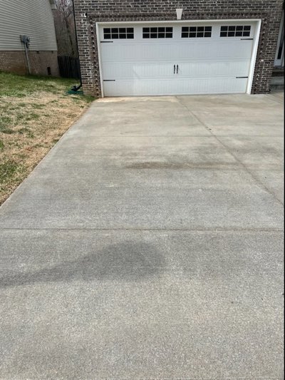 10 x 20 Driveway in Clarksville, Tennessee