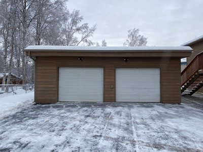 27 x 12 Garage in Anchorage, Alaska