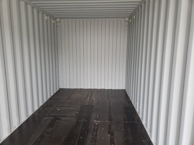 20 x 8 Shipping Container in Kenner, Louisiana