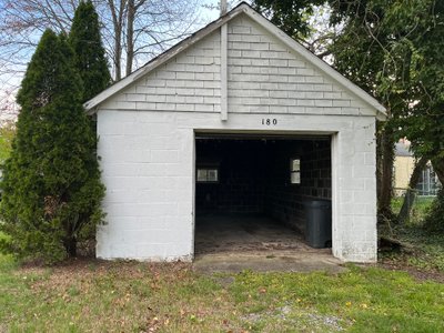 24 x 11 Garage in Berlin Township, New Jersey