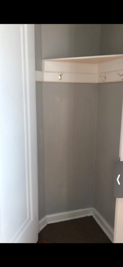 15 x 5 Closet in South Bend, Indiana