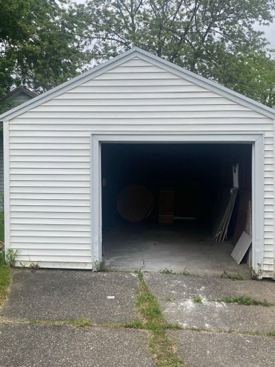 20 x 20 Garage in Buffalo, New York near [object Object]