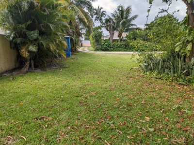 30 x 10 Unpaved Lot in West Palm Beach, Florida near [object Object]