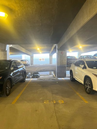 20 x 10 Parking Garage in Secaucus, New Jersey