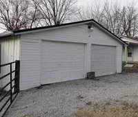 20 x 10 Garage in Cave City, Kentucky