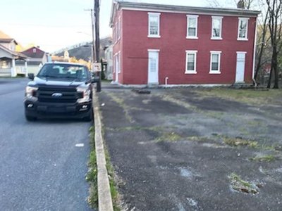 20 x 10 Parking Lot in Port Clinton, Pennsylvania
