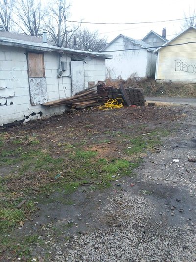 10 x 10 Unpaved Lot in Kansas City, Kansas