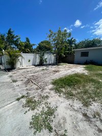 25 x 10 Unpaved Lot in Fort Lauderdale, Florida