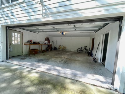 Medium 15×20 Garage in Brunswick, Georgia