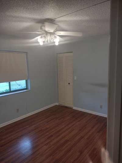 Small 10×10 Bedroom in Greenacres, Florida