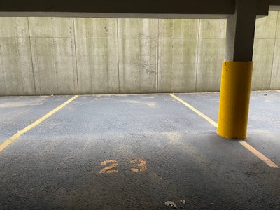 20 x 12 Parking Garage in Edgewater, New Jersey