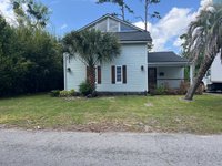 100 x 100 Unpaved Lot in Jacksonville, Florida