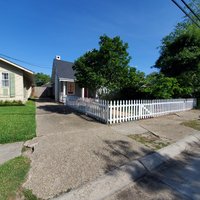 8 x 8 Driveway in New Orleans, Louisiana